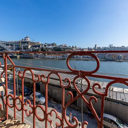 Stylish River View In Apartamento *