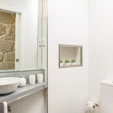 Stylish River View In Daire *