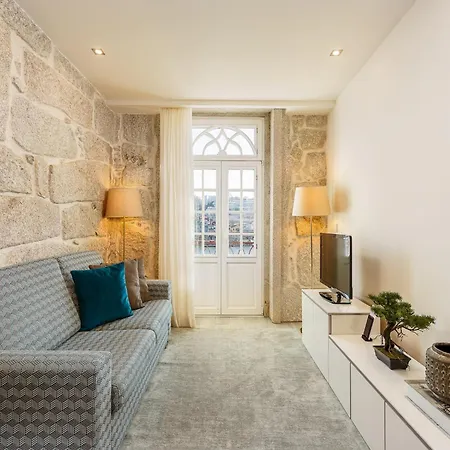 Stylish River View In * Porto