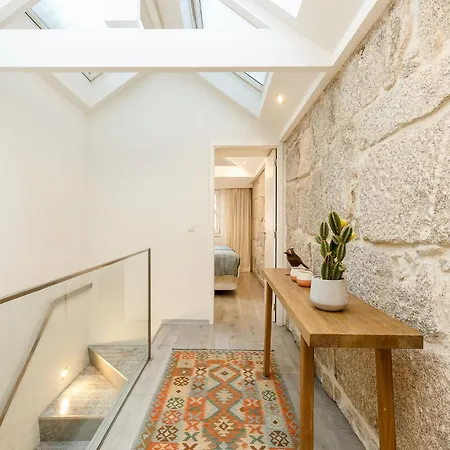 Stylish River View In Apartman Porto